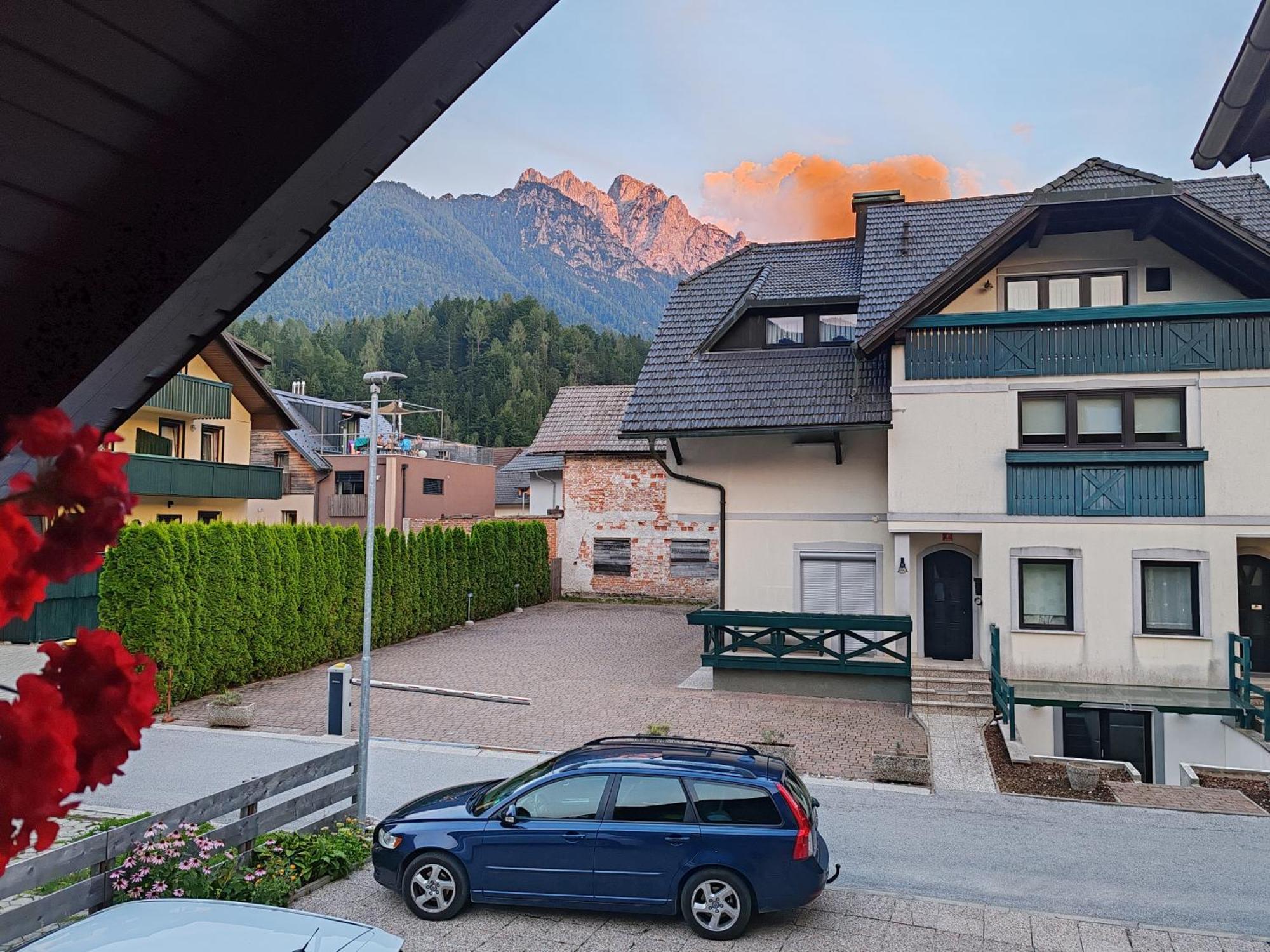 Apartments & Rooms Smucka Kranjska Gora Kültér fotó