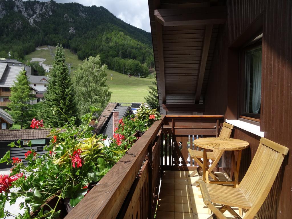 Apartments & Rooms Smucka Kranjska Gora Szoba fotó